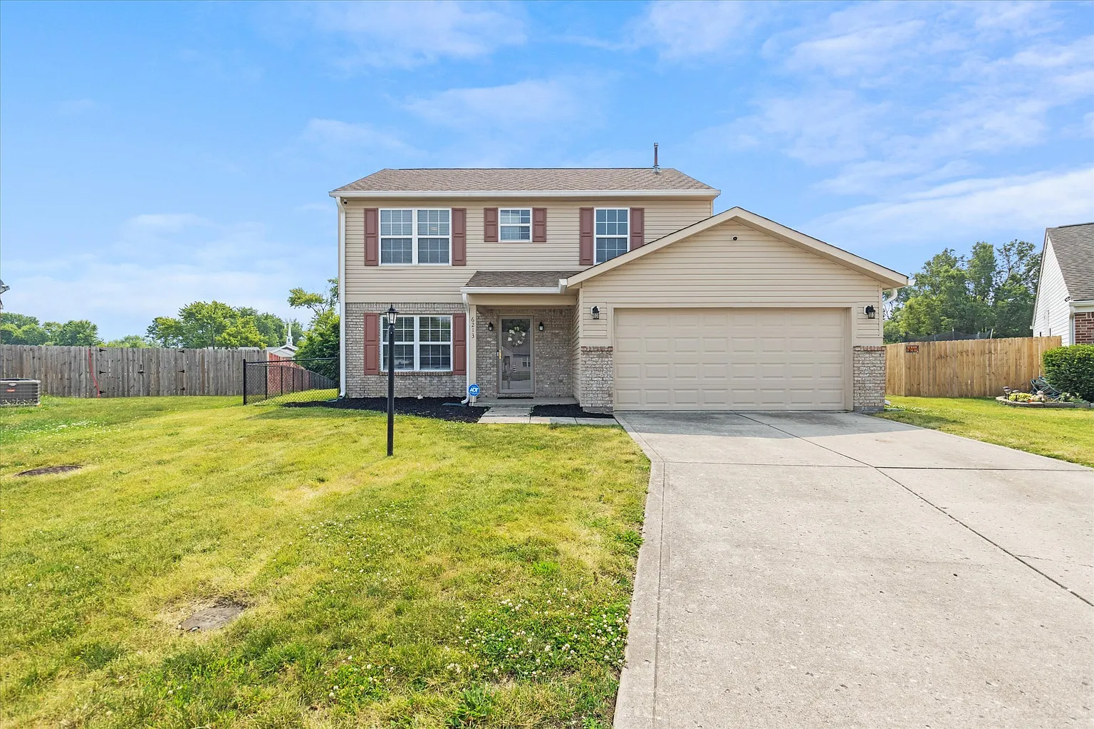 6213 Weller Cir photo 1