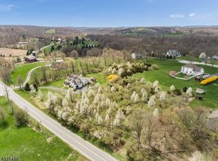 36 Wykertown Rd, Branchville, NJ 07826