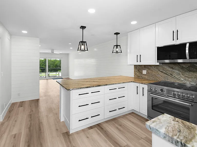 200 N El Mar Dr #B202 — Photo 6