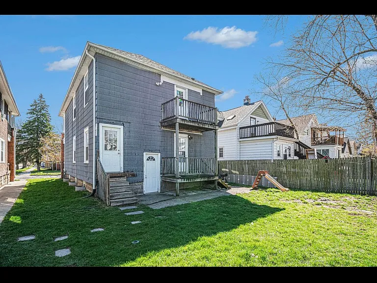 1337 Davis Ave NW #2 — Photo 15