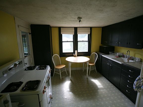 5th image of 406 N Thompson St