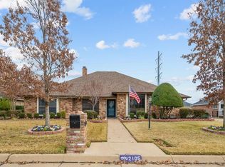 2105 Rocky Branch Ct, Arlington, TX 76013
