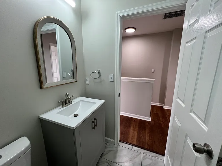 5301 Maple Ave — Photo 11