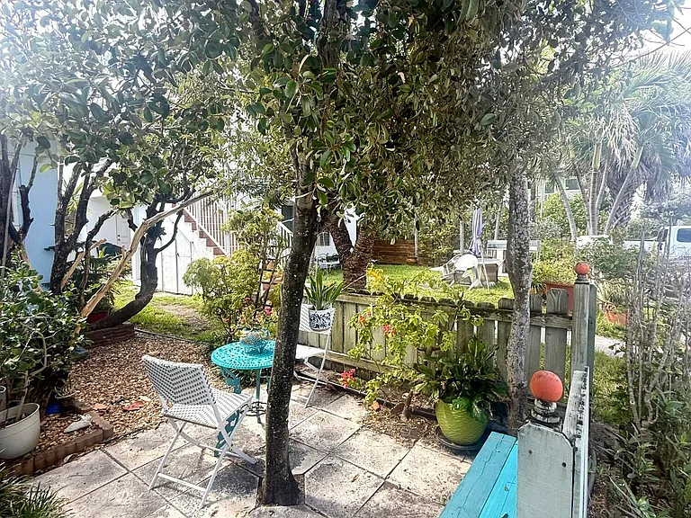 314 Desoto St — Photo 12