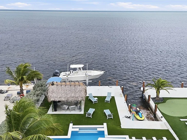 235 Tavernier Dr — Photo 37