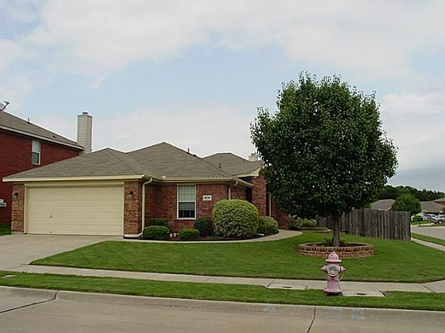 1st image of 809 Chrissy Creek Ln