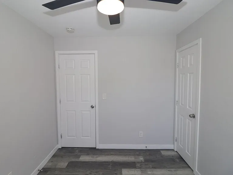 4239 Swift Ave — Photo 19