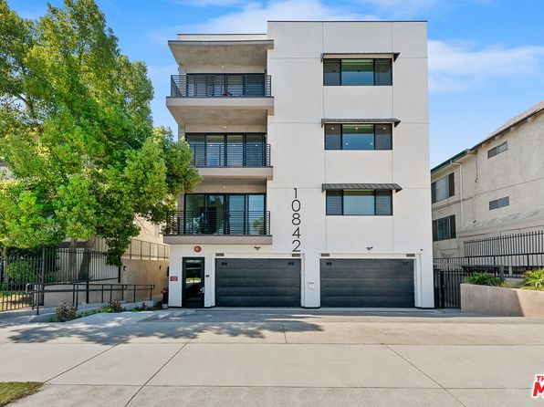 10842 Victory Blvd #201