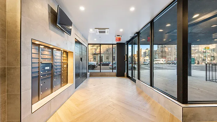 Rented by Nooklyn NYC LLC | media 35