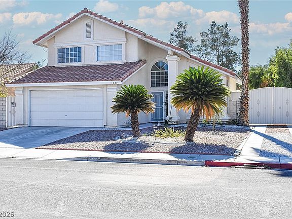 3rd image of 1627 Heather Oaks Way