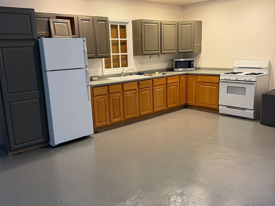 1st image of 117 W Walker St #300B