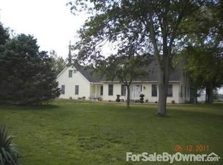 23 Rr 3, Shelbyville, IL 62565