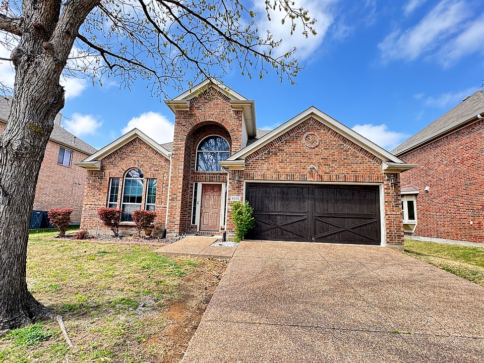 1st image of 5585 Imperial Meadow Dr