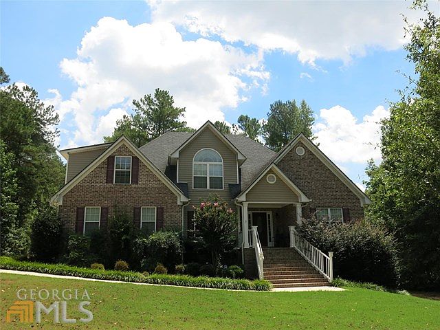 1st image of 304 Helena Pl
