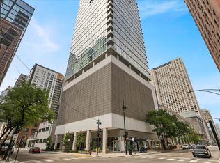 550 N Saint Clair St APT 2302, Chicago, IL 60611