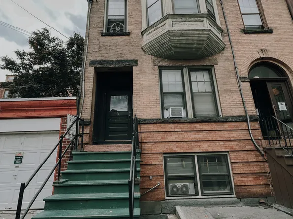 34 Spring Street, Albany, NY 12210