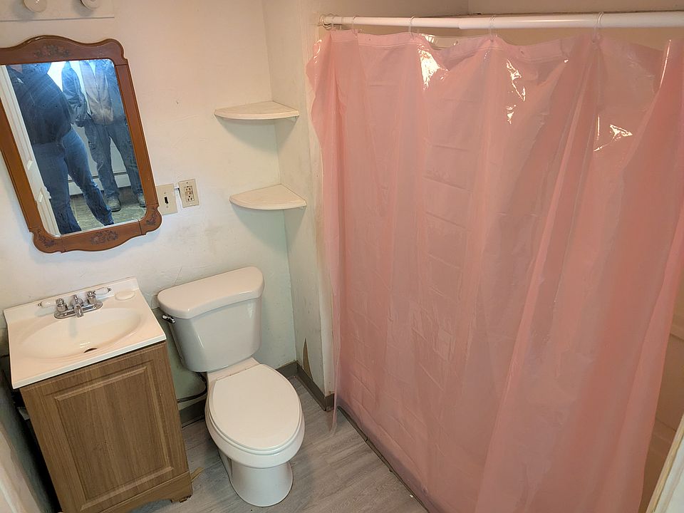 1st image of 2911 Watson Blvd #1