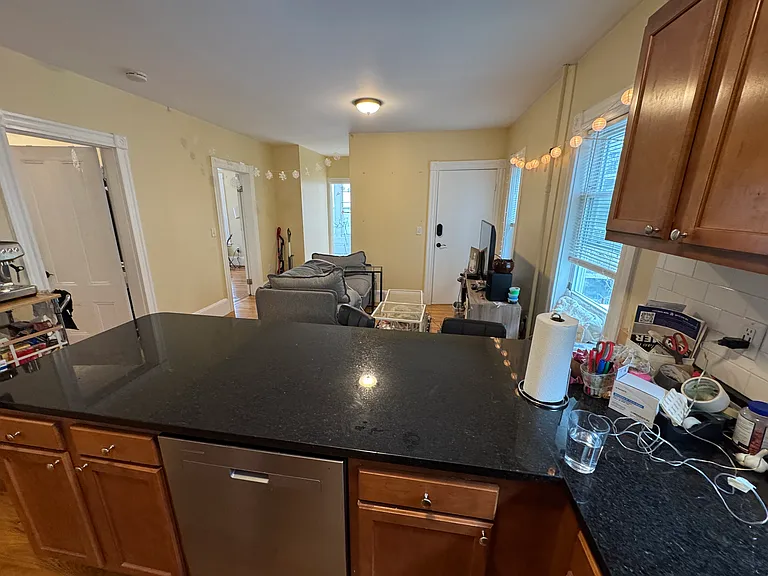 40 Gorham St #2 — Photo 4