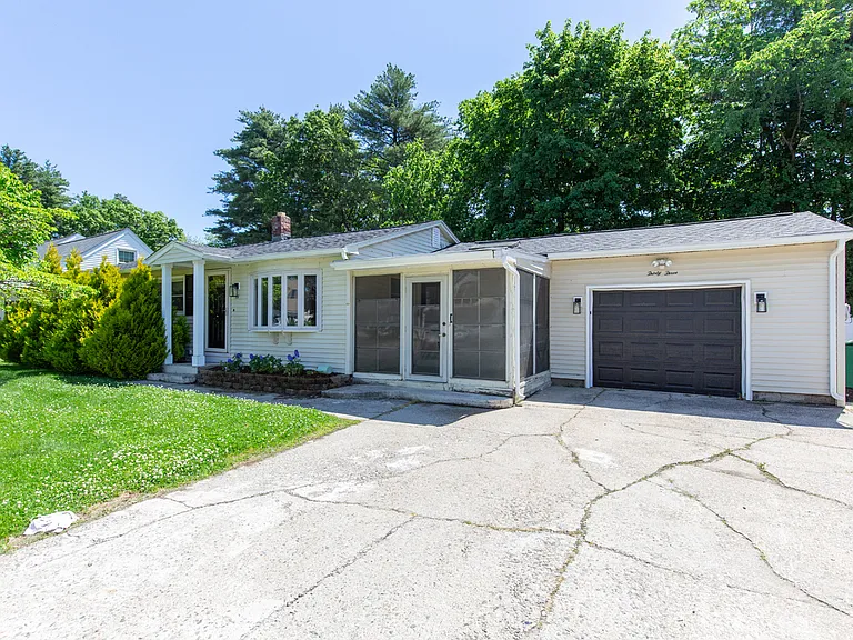 33 Raven St — Photo 8