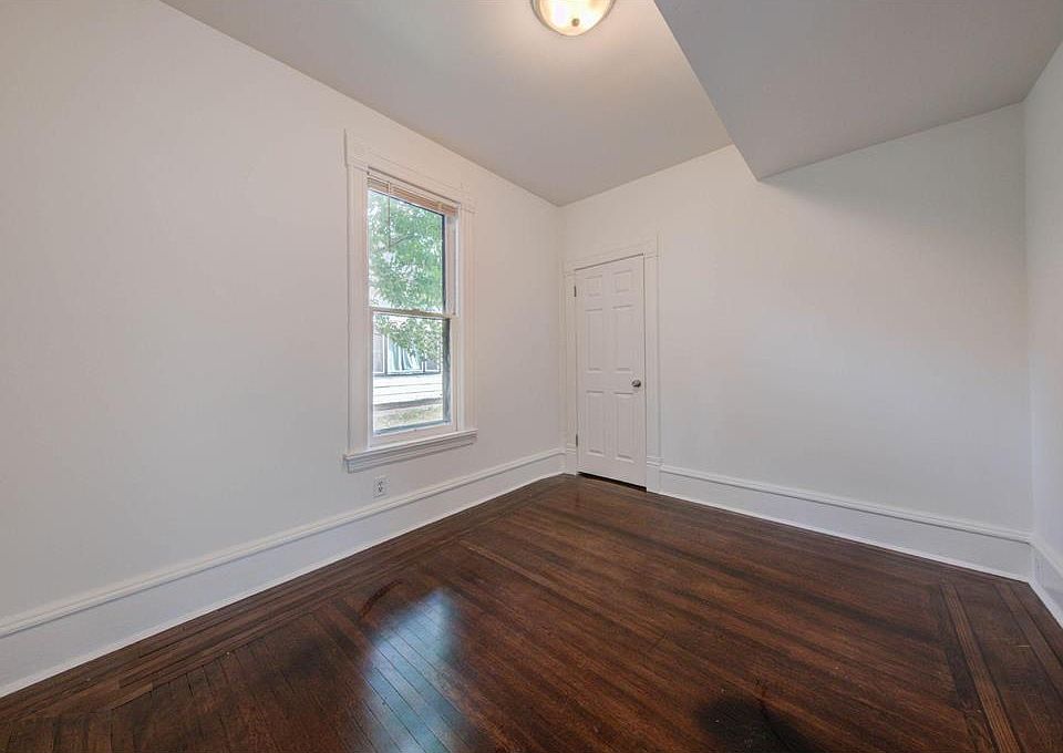 Bedroom #2 (Unfurnished)