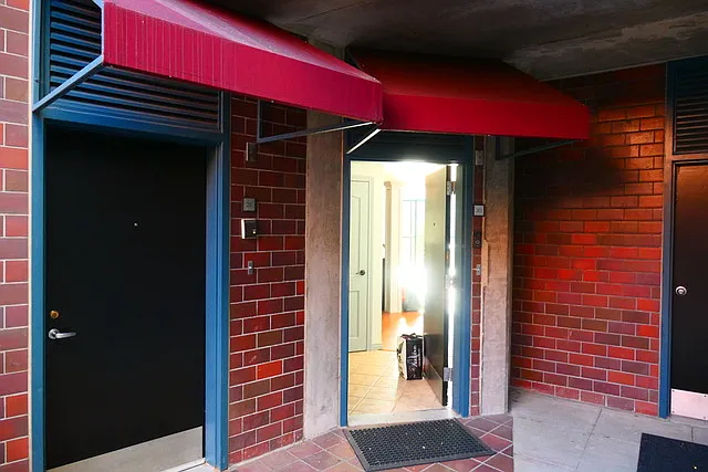 1350 Lawrence St #2D — Photo 3