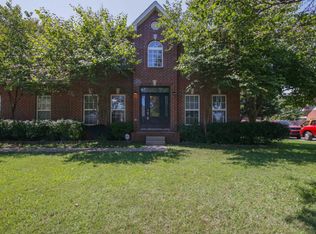 1718 Benjamin Dr, Murfreesboro, TN 37128