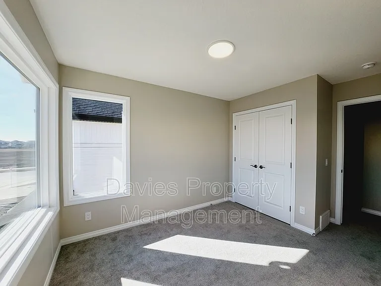 15836 30th Ave SW — Photo 20
