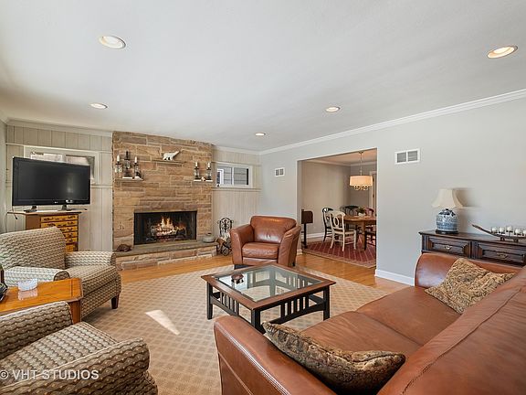 2nd image of 426 Mawman Ave