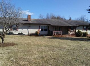 1713 Fadley Rd, Weyers Cave, VA 24486