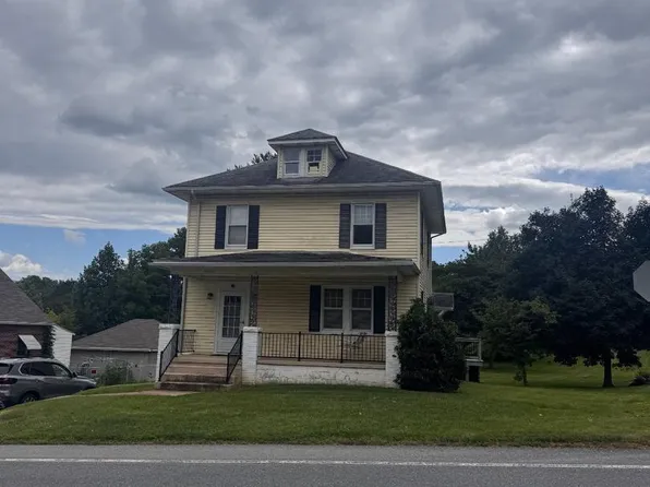 20203 Jefferson Blvd, Hagerstown, MD 21742