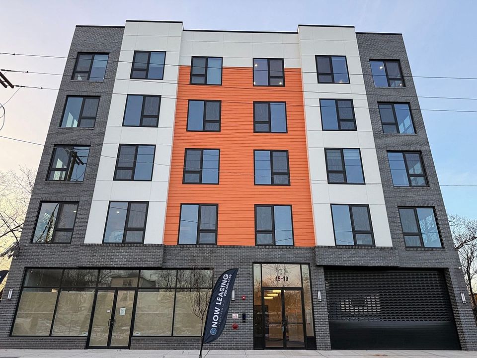 Building Photo 3