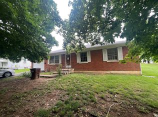 121 Debbie Ave, Lancaster, KY 40444