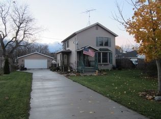 123 South St, Fall River, WI 53932