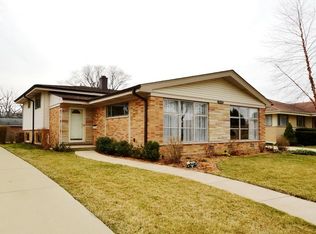 10415 Preston St, Westchester, IL