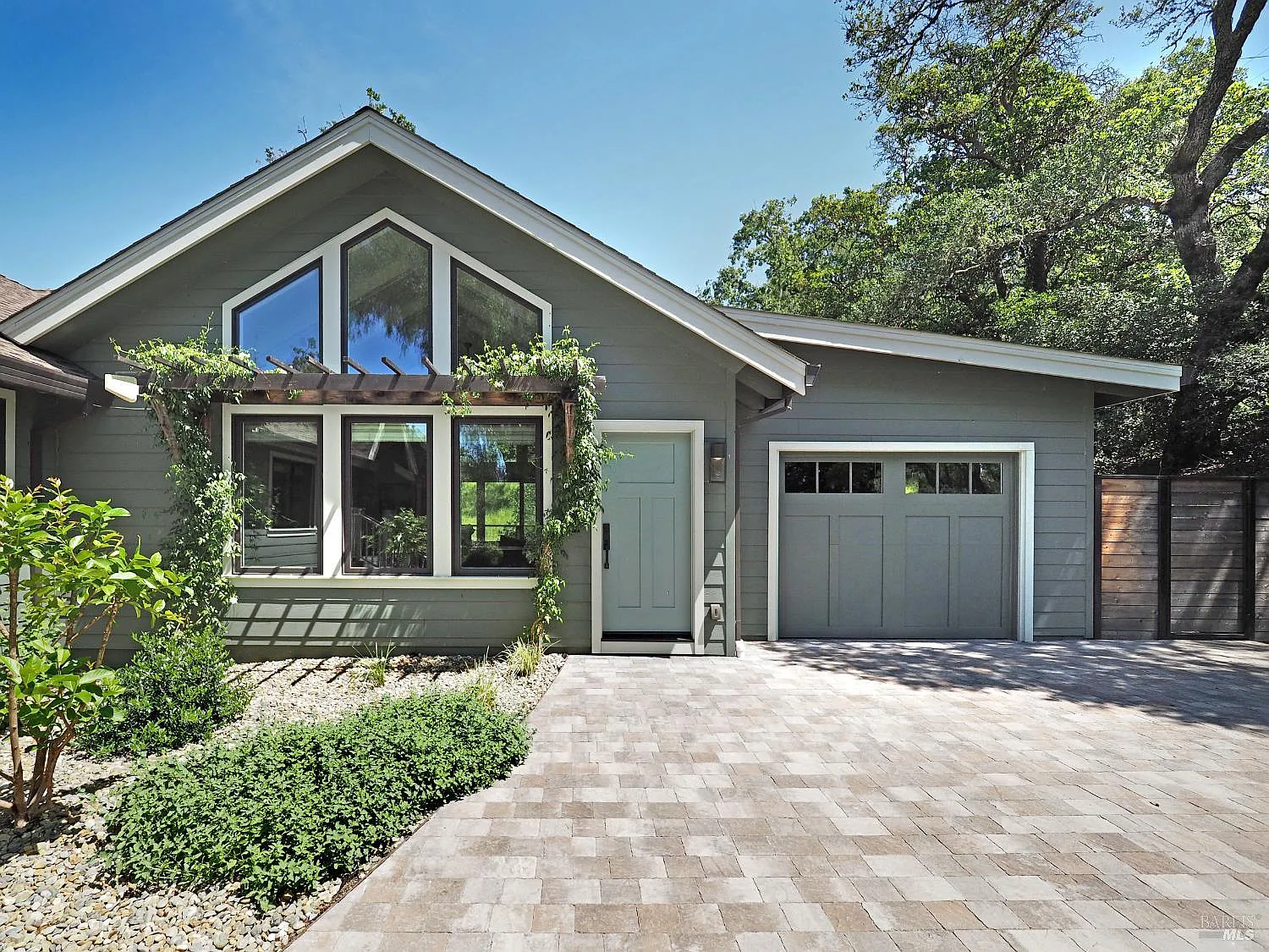 1575 Fox Ridge Road - Photo 7