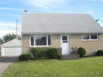 135 Temple Dr, Cheektowaga, NY, 14225