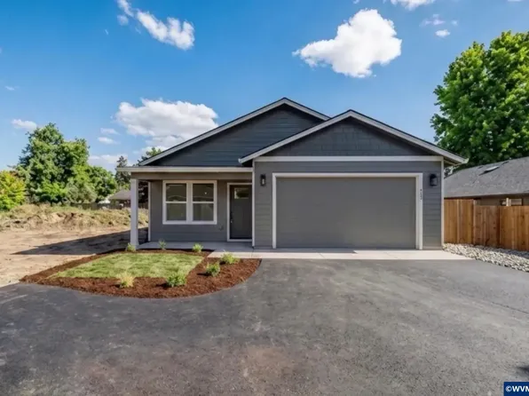 730 E Elmore St, Lebanon, OR 97355