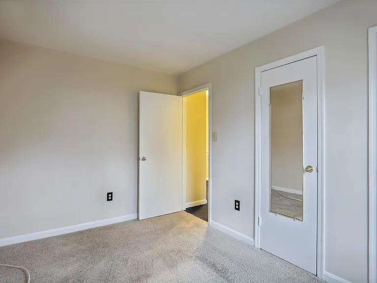 5626 Onslow Way — Photo 8