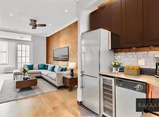 44 E 1st St APT 4, New York, NY 10003
