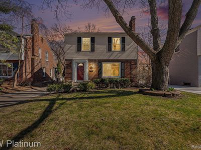 19234 Linville St, Grosse Pointe Woods, MI, 48236