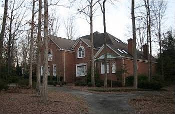 2nd image of 19 Rocky Creek Ln