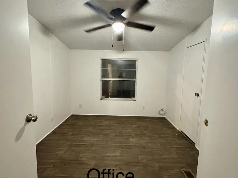 Unit Photo