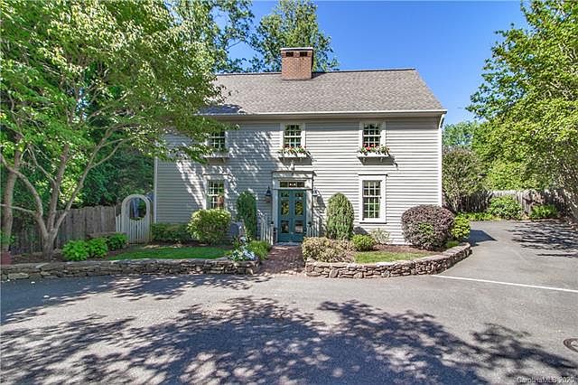 1st image of 6 Brookgreen Pl