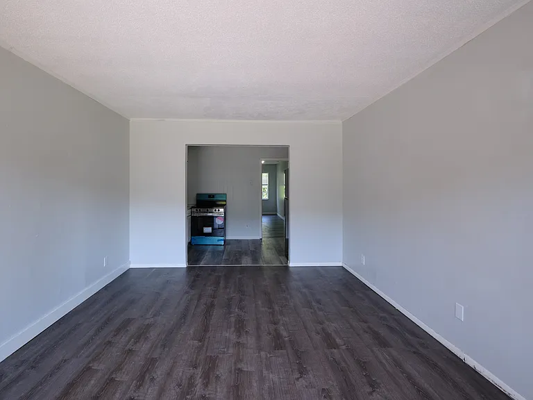 1068 Wooddale Church Rd #207 — Photo 3