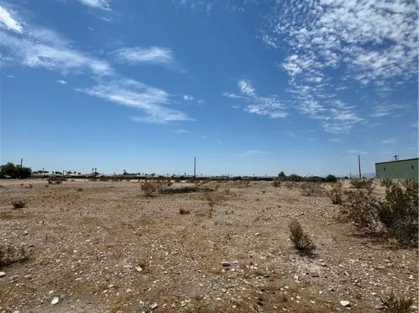 1548 E Courtney Pl, Fort Mohave, AZ 86426