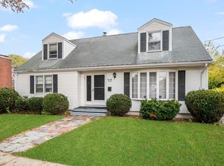 77 Minto St, Providence, RI 02909