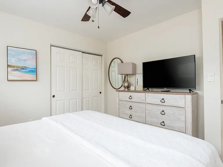 2407 S Harold Ave — Photo 13