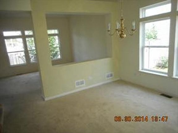 3rd image of 20450 Glen Vista Ln