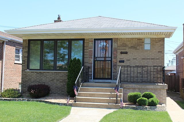 1st image of 11141 S Ewing Ave