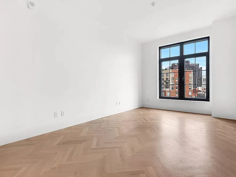 300 W 122nd St #7D — Photo 5